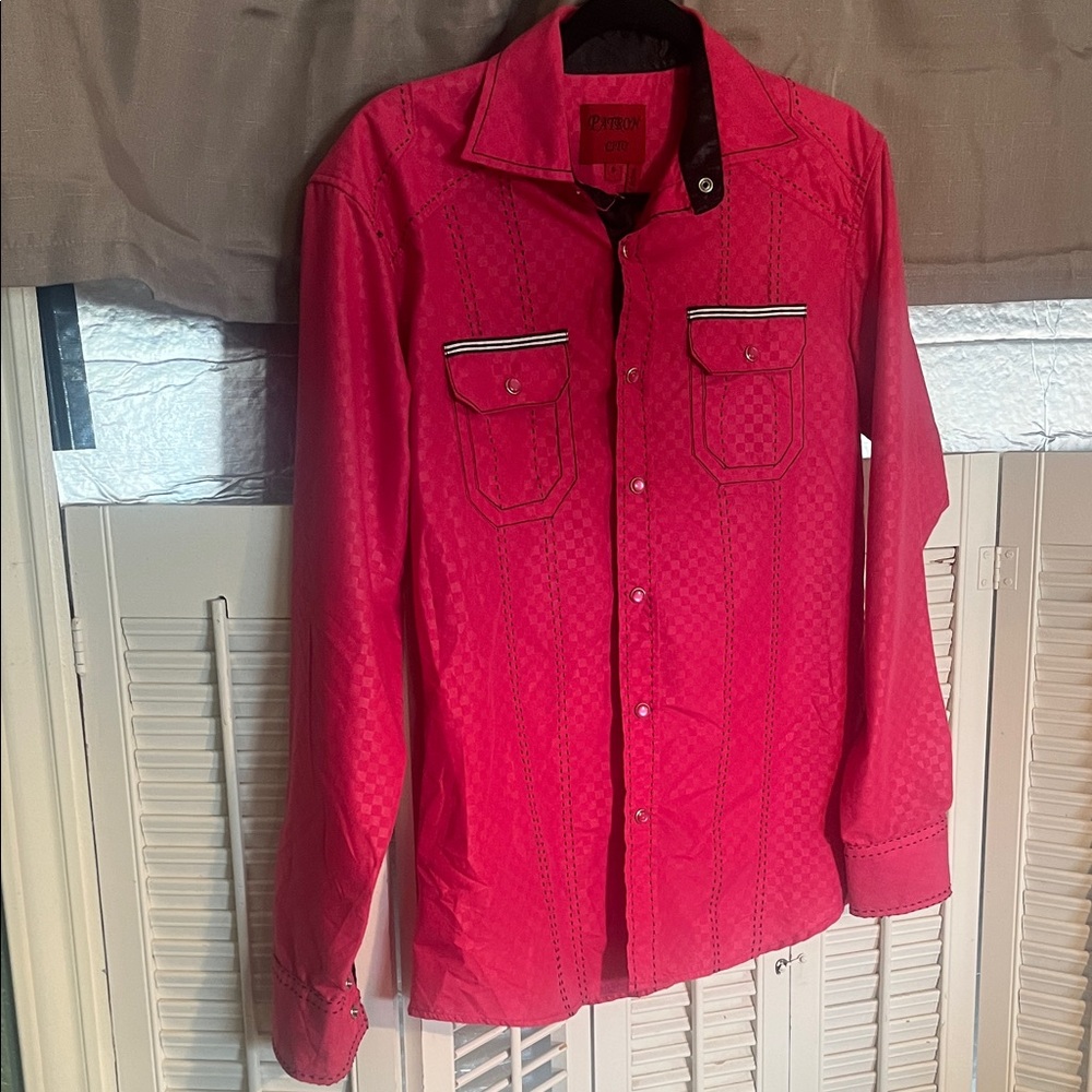 Women’s Pearl Snap Shirt